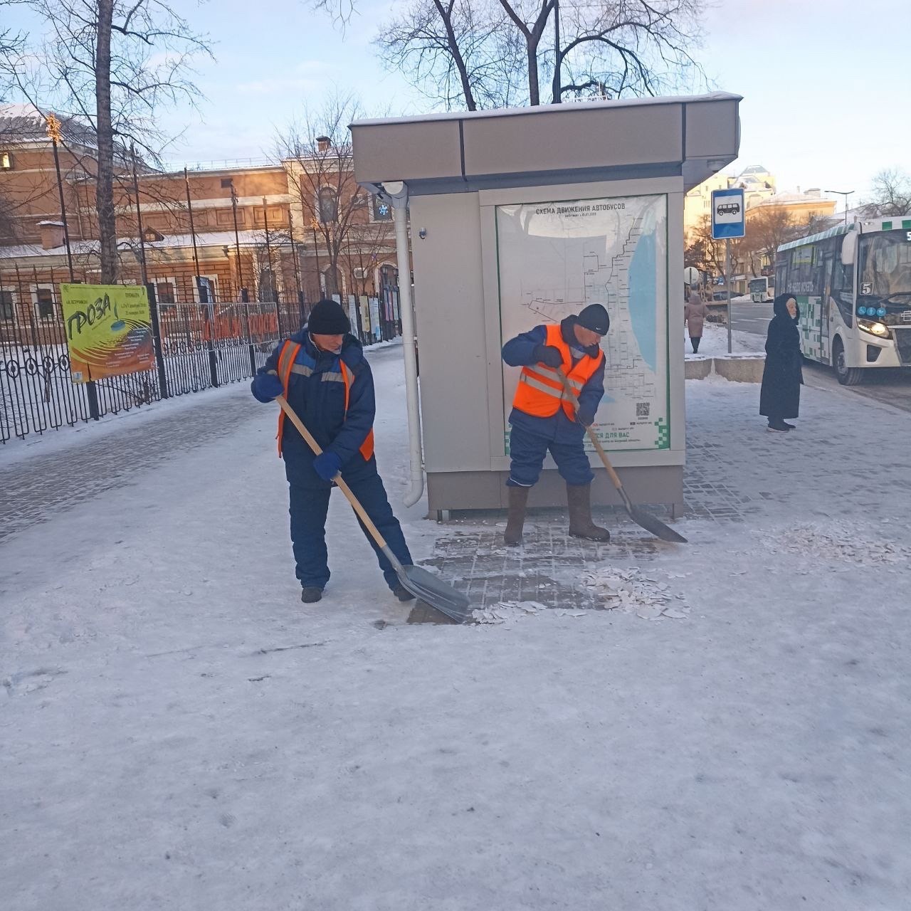 ГСТК приводит в порядок дороги и тротуары