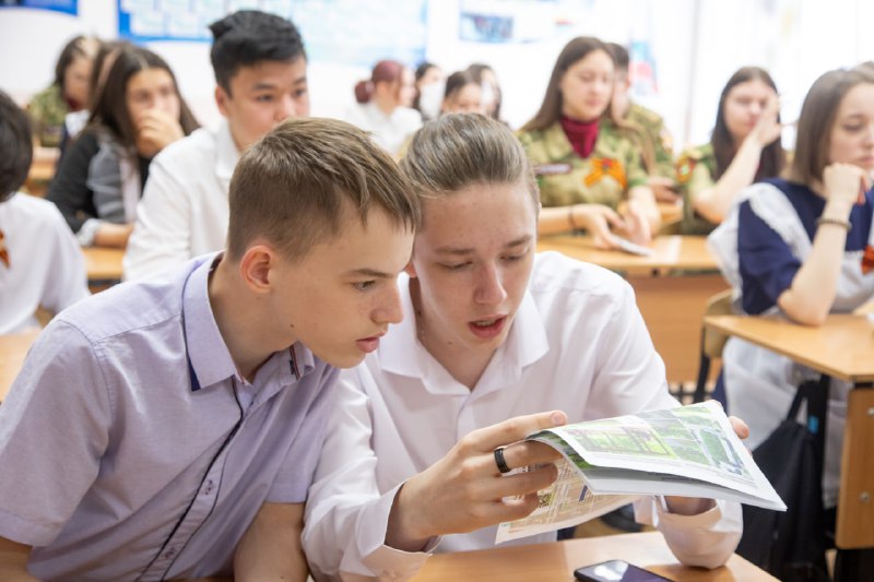 За благоустройство сквера Приемыхова проголосовали ребята из благовещенской школы, где учился знаменитый режиссер 