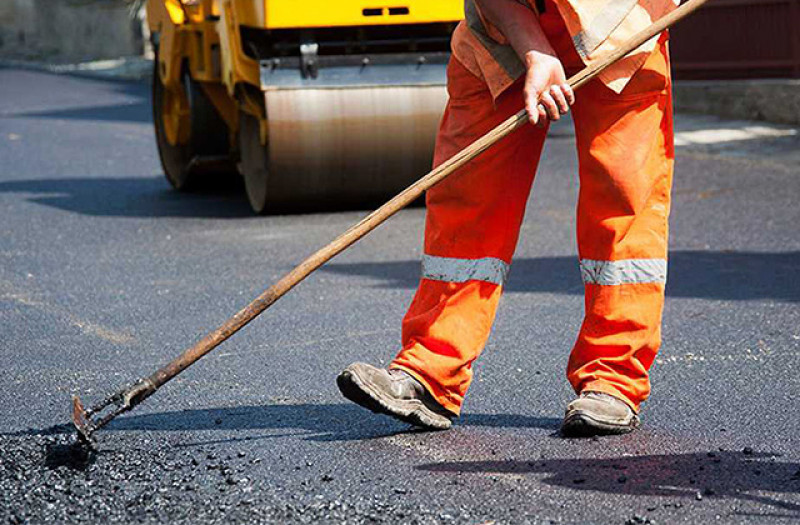 Благовещенским автолюбителям временно придется объезжать переулок Св. Иннокентия