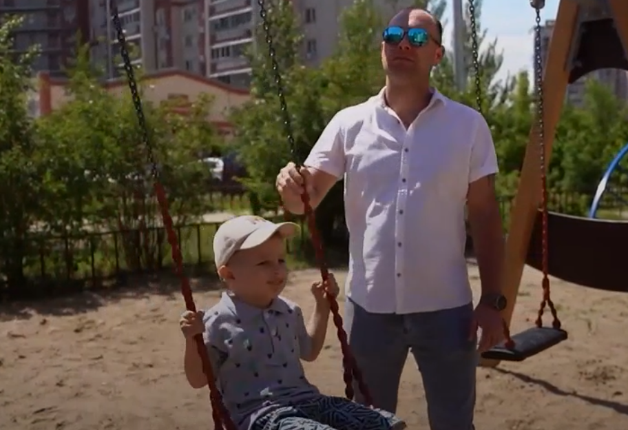 «Детей отсюда не вытащишь»: жители Благовещенска делятся впечатлениями о благоустроенных площадках