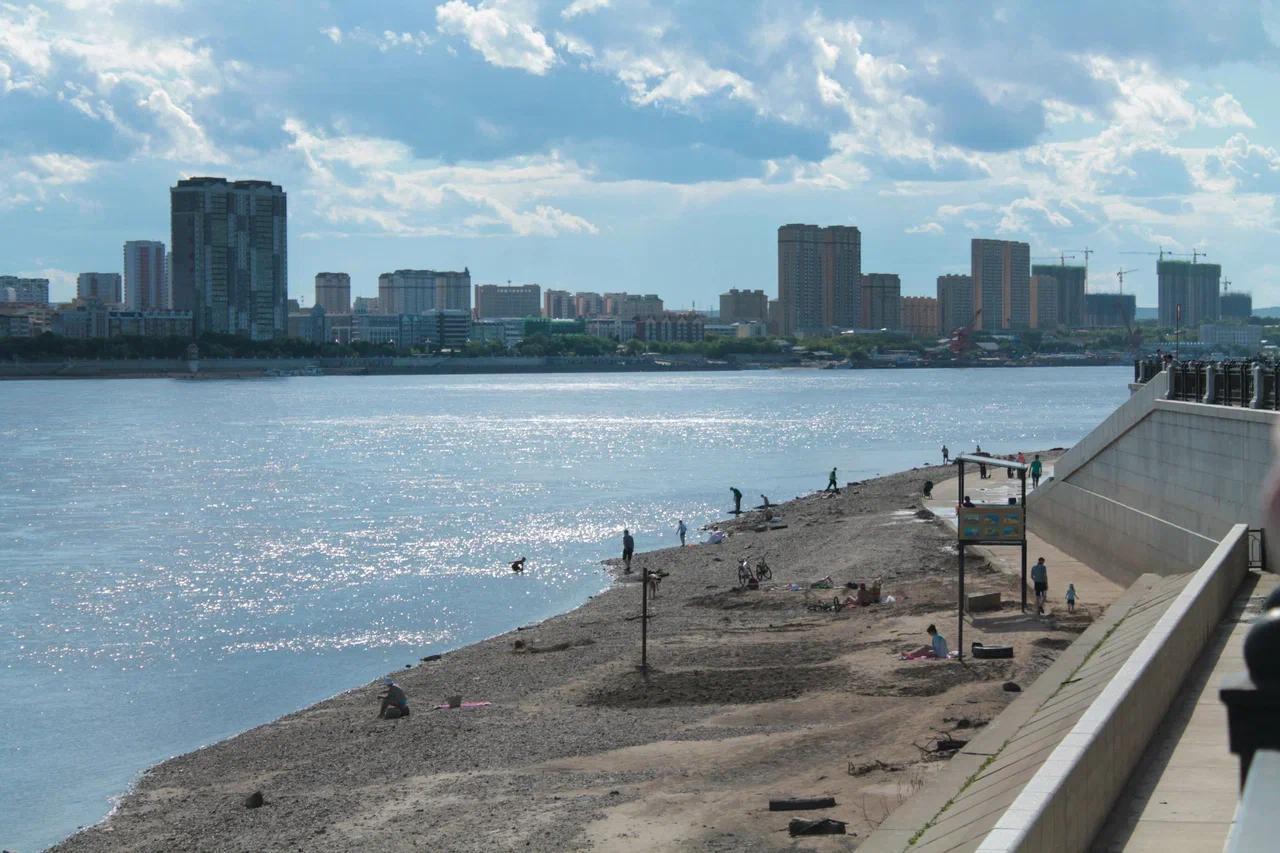 Благовещенцам напоминают о правилах безопасности у воды