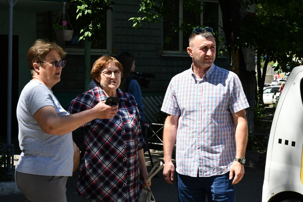 В Благовещенске отремонтировали один из проблемных внутридворовых проездов 