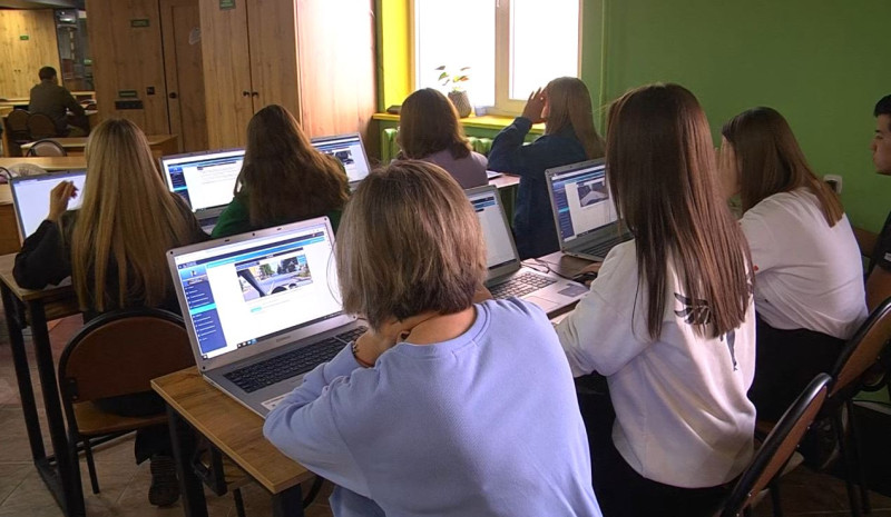 Больше 90 благовещенских семей оплатили материнским капиталом обучение детей в автошколах