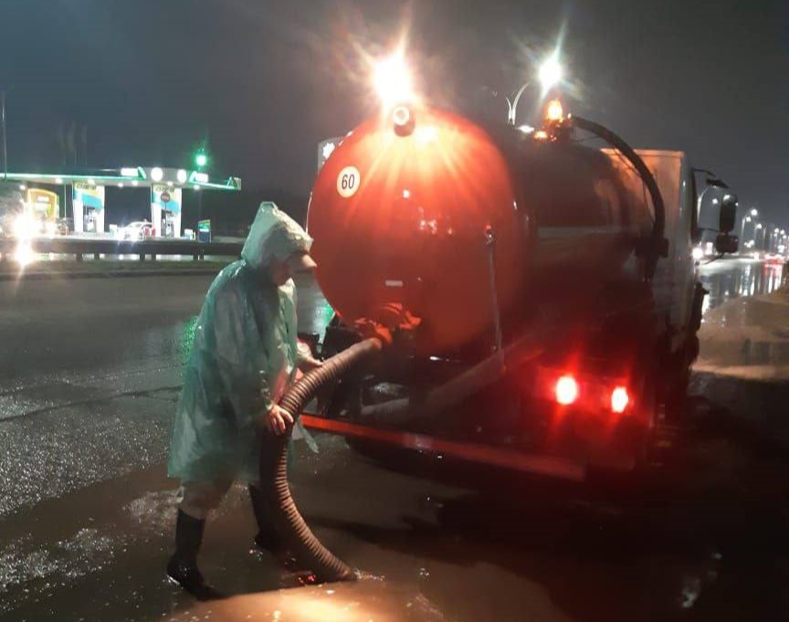 Ночью команда ГСТК откачала 160 кубометров воды с благовещенских магистралей