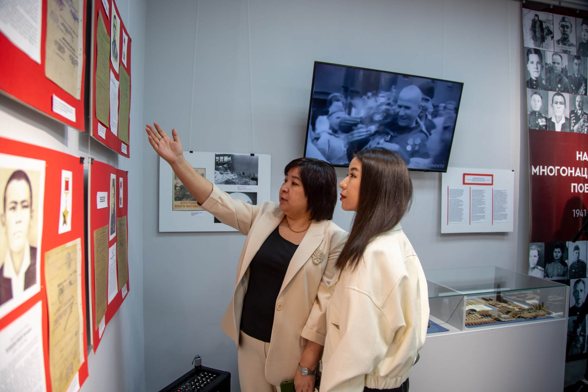 Великая, значит общая: В Благовещенске отрыли выставку «Наша многонациональная Победа»