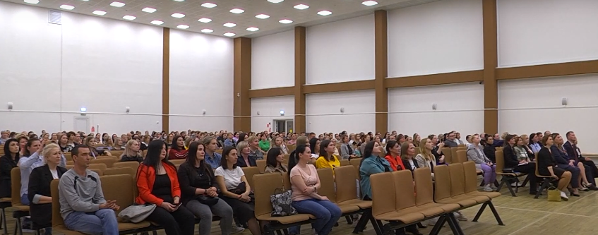 Правилам дорожного движения и детскому травматизму посвятили общегородское родительское собрание в Благовещенске