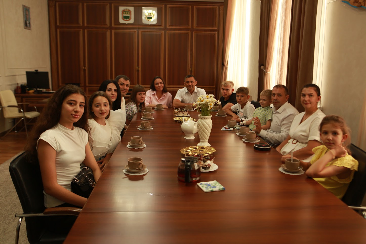 Мэр Благовещенска рассказал о роли семьи в своей жизни представителям Всероссийской ассоциации развития местного самоуправления (ВАРМСУ)