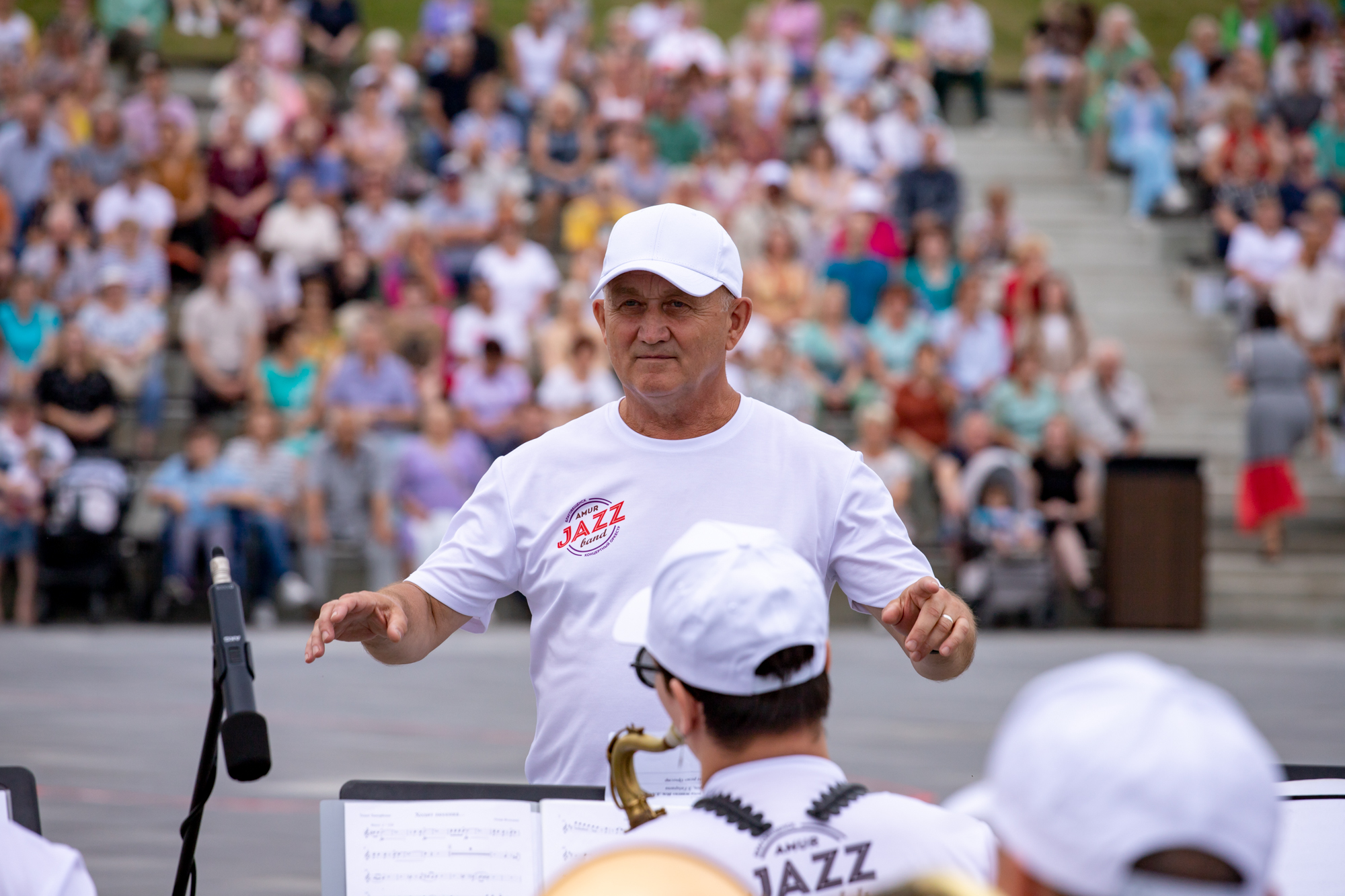 Какими песнями «Амур Джаз Бэнд» покорил сердца жителей Китая?