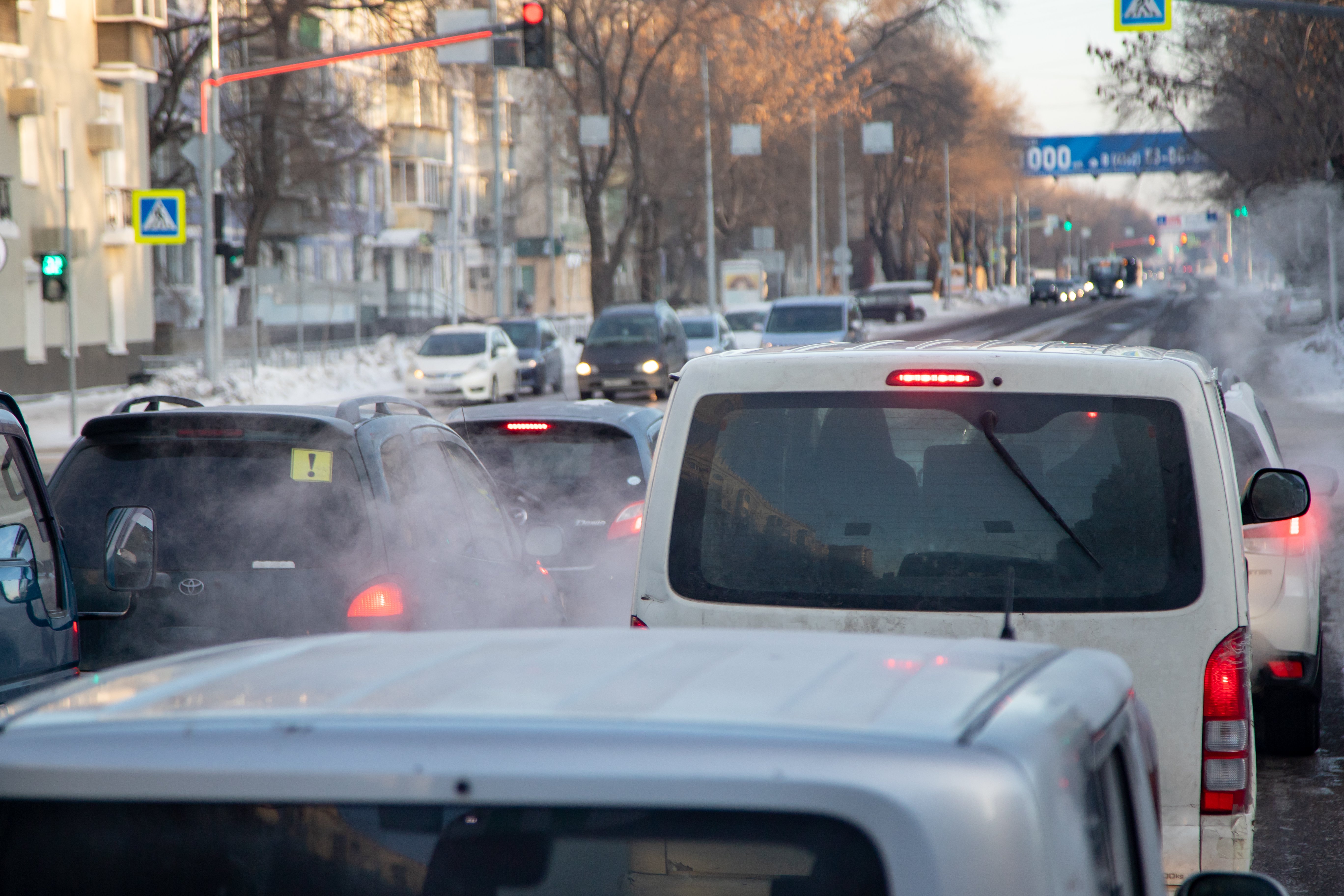 Благовещенским водителям и пешеходам советуют быть начеку из-за ухудшения погодных условий!