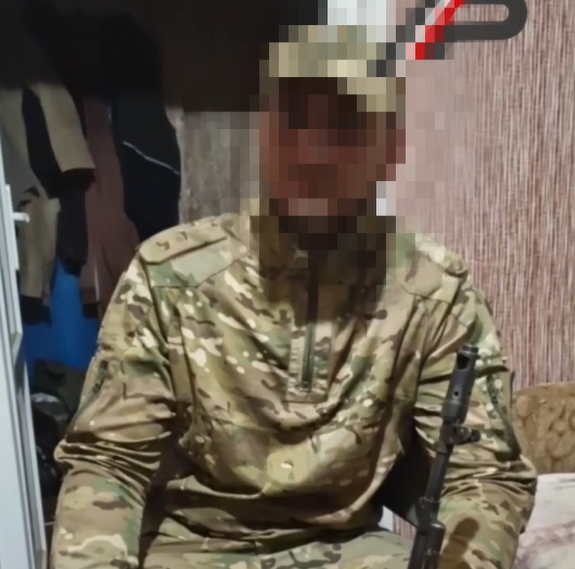 Кушаем, не переживай: благовещенец передал видео-привет маме из зоны СВО