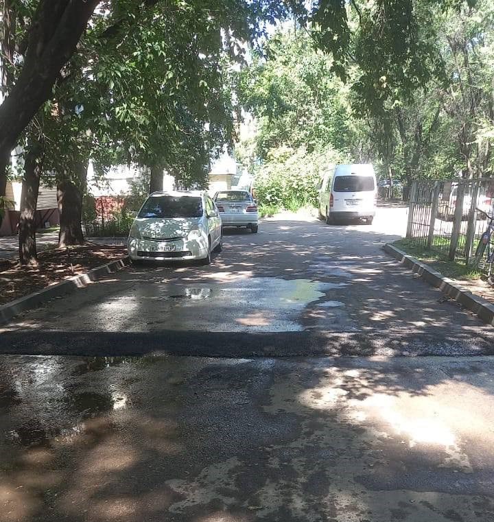 «Лежачий полицейский» появился в одном из дворов Благовещенска 