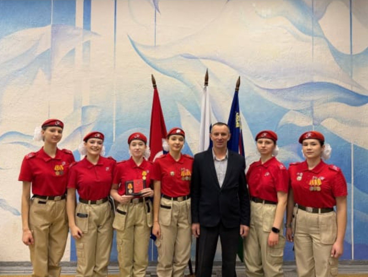 Учитель, патриот и вдохновитель: знакомимся с педагогом, который воспитывает настоящих защитников Отечества!