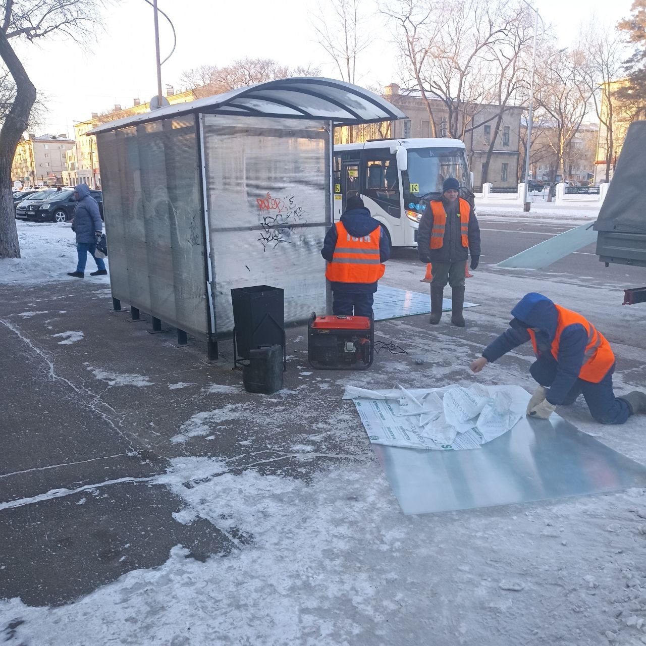 ГСТК отремонтировал две остановки