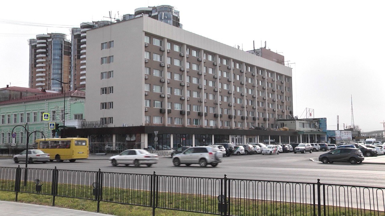 Для ремонта гостиницы «Юбилейной» в Благовещенске  создали специальную штукатурку  