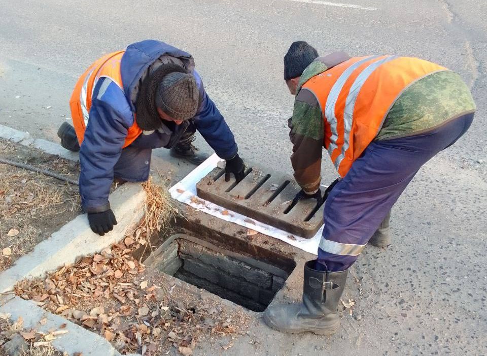 Более двух тысяч дождеприемных колодцев законсервирует ГСТК в Благовещенске 