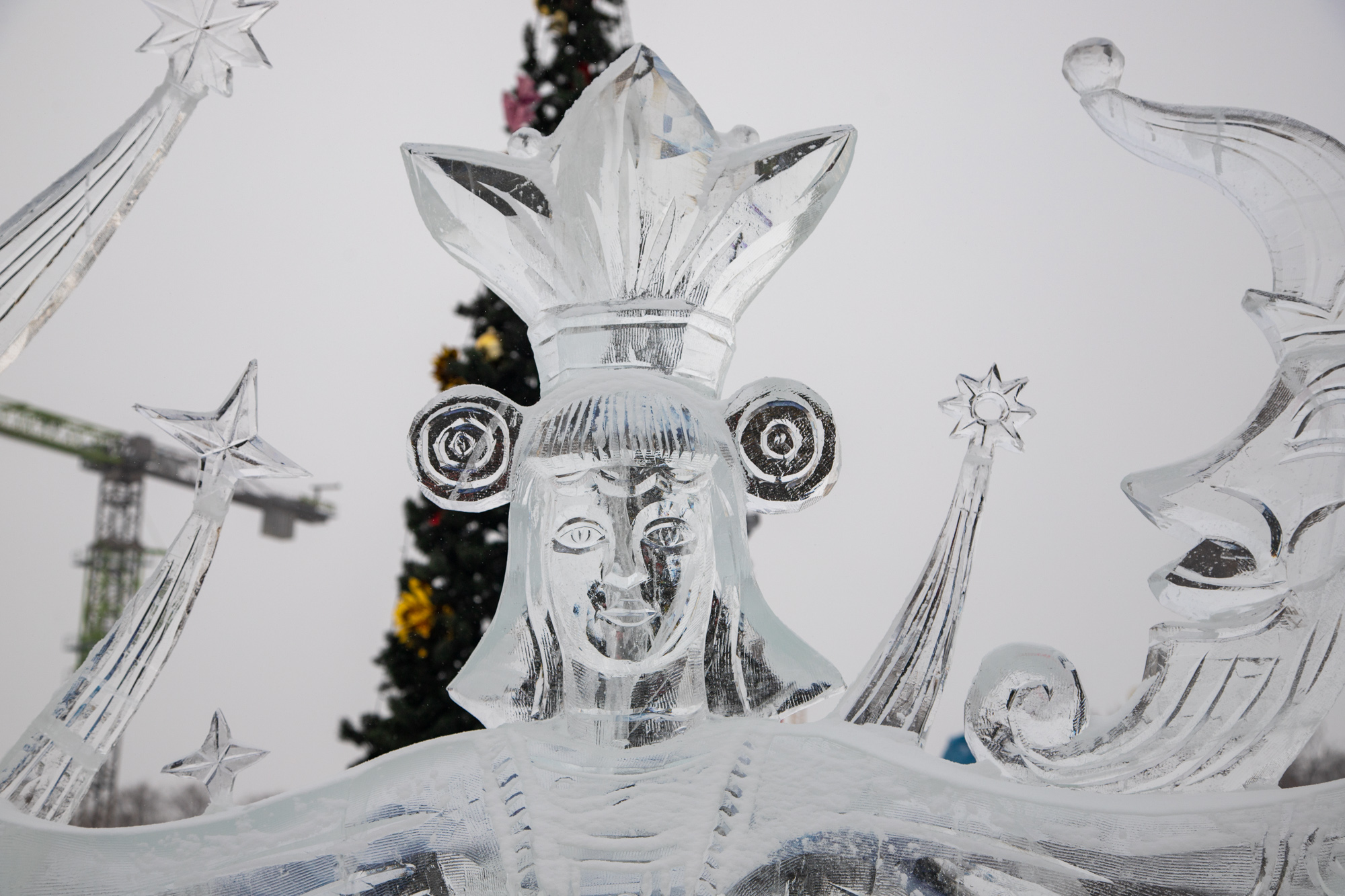 Библиотеки Благовещенска объявляют конкурс «Новогодний наряд – каждый празднику рад!»