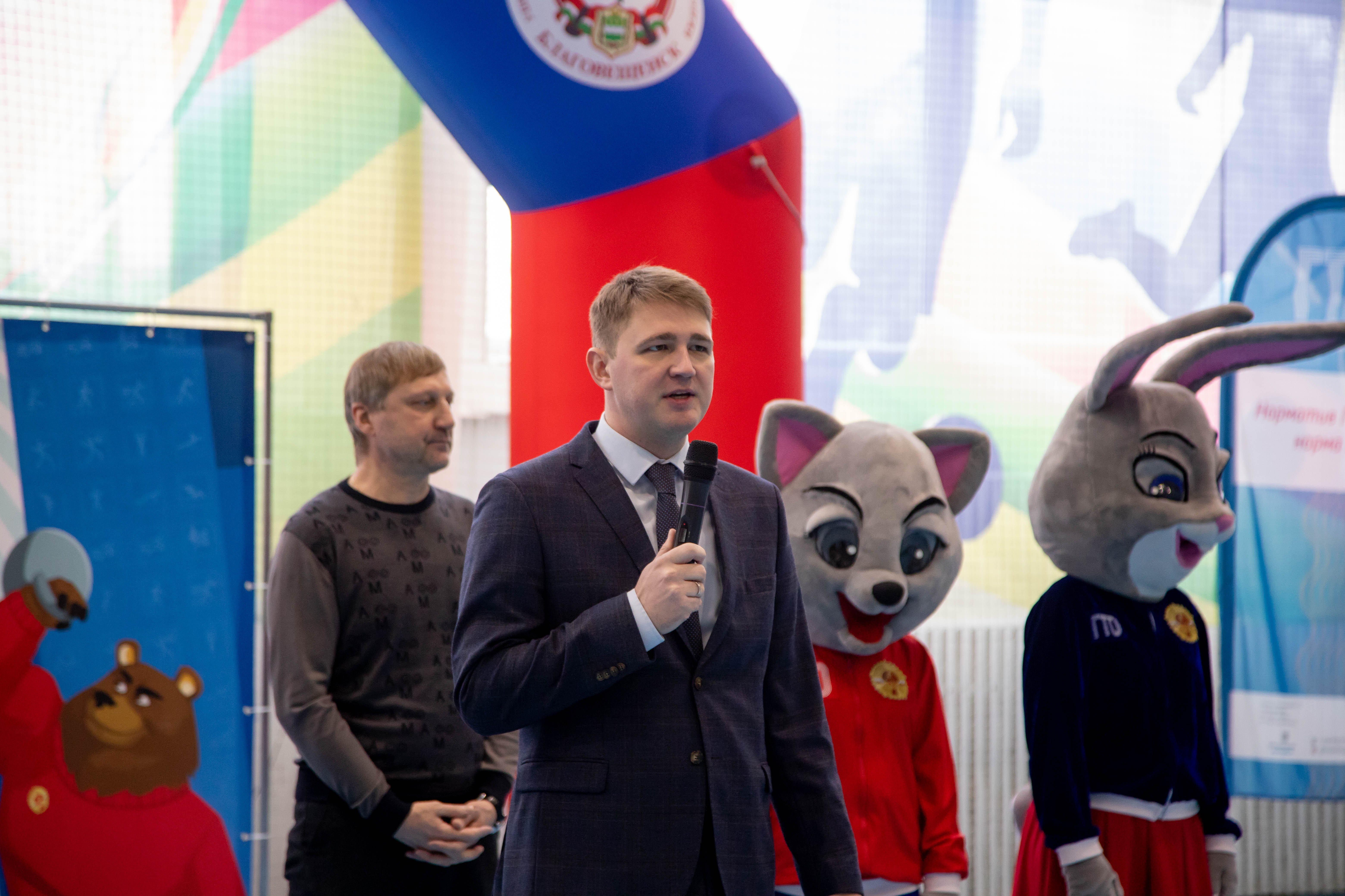 В Благовещенске малая зимняя спартакиада открыла юбилей ГТО