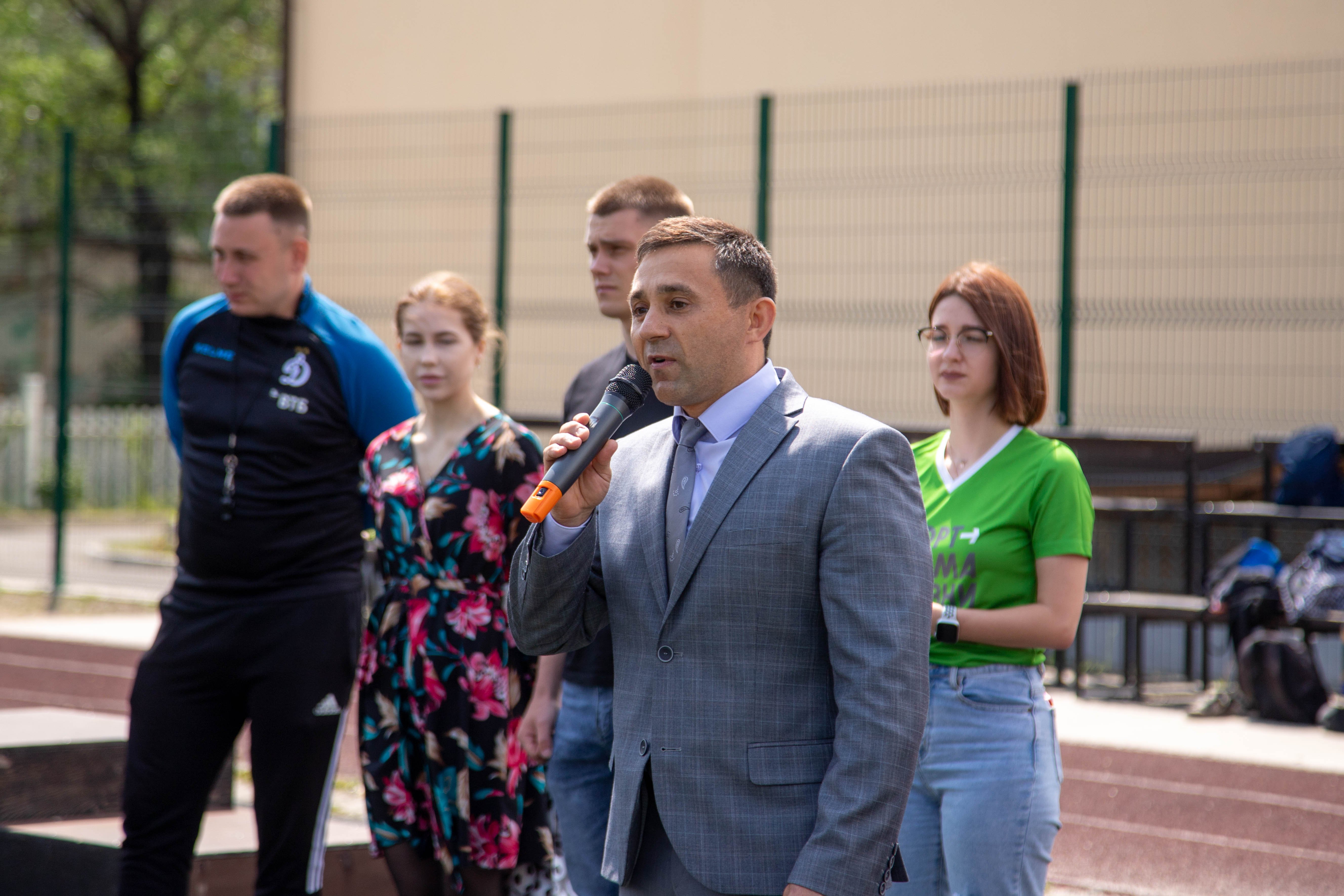 Стадион гимназии № 1 на лето станет футбольным центром Благовещенска