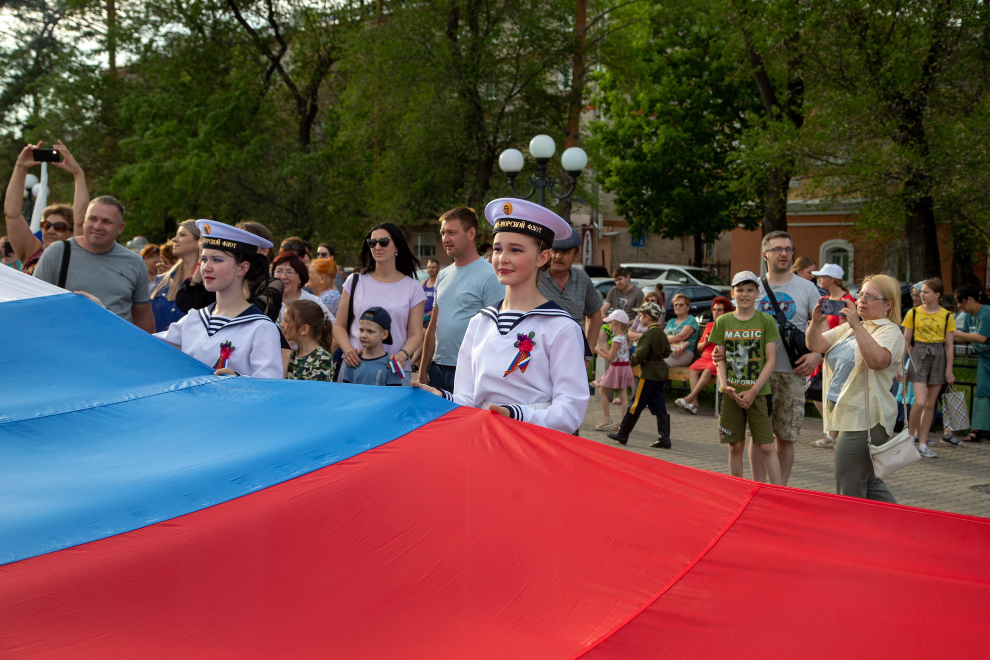 Концерты, выставки и награждения: благовещенцев приглашают на  мероприятия, посвященные Дню России 