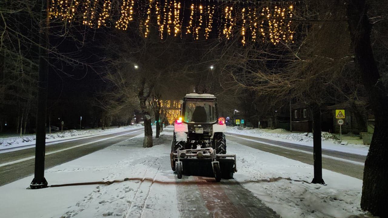 Пешеходные зоны по семи улицам Благовещенска стали чище за ночь