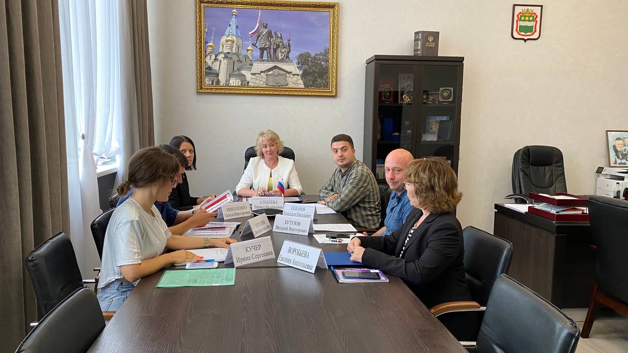 Благовещенск и Южно-Сахалинск обсудили способы борьбы с коррупцией