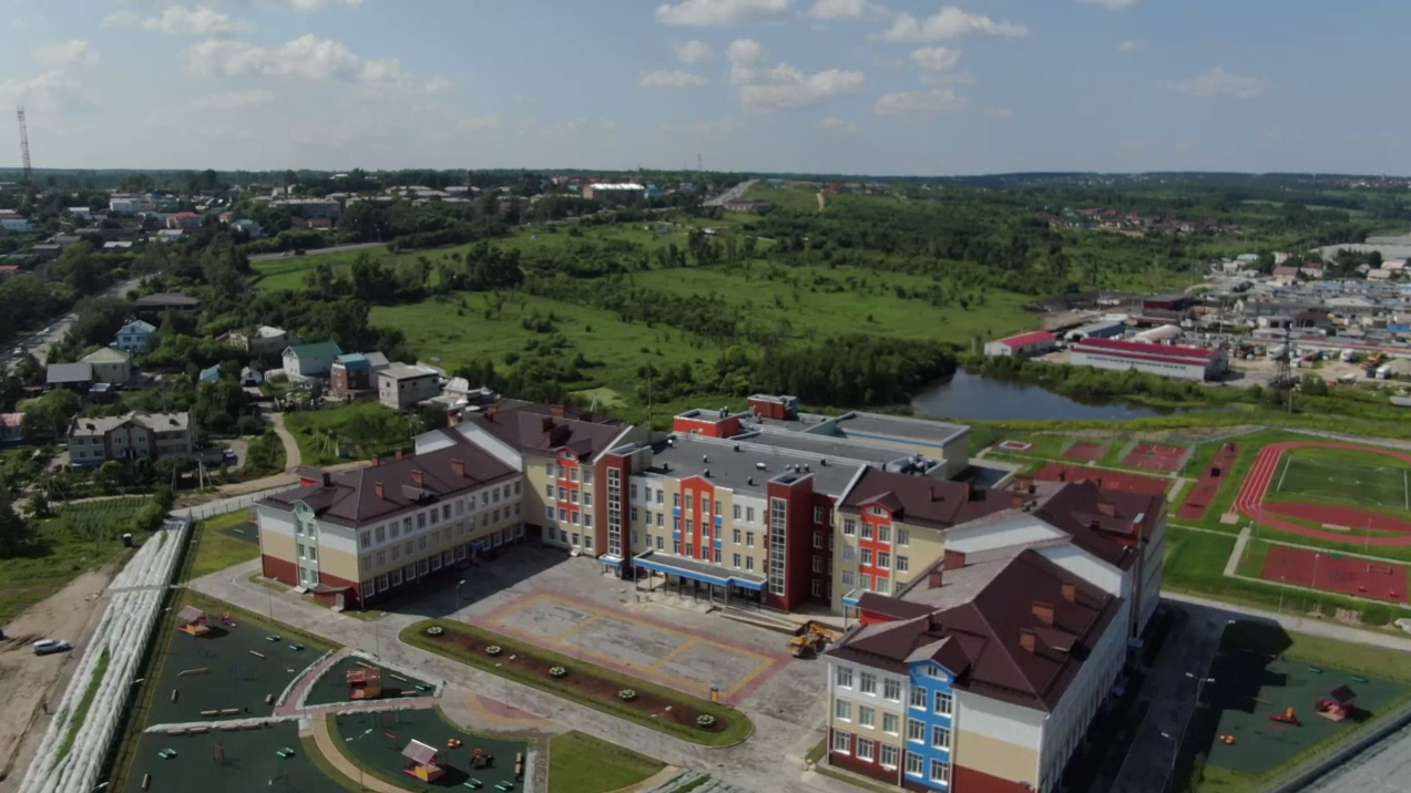 Мэр Благовещенска Олег Имамеев поделился кадрами самой большой школы Дальнего Востока