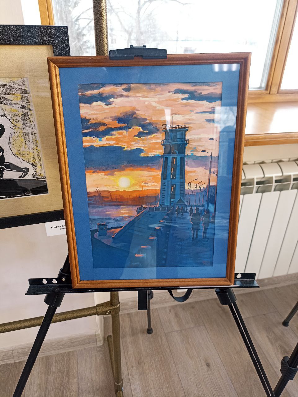 Малиновые и персиковые закаты Благовещенска вдохновили молодых художников