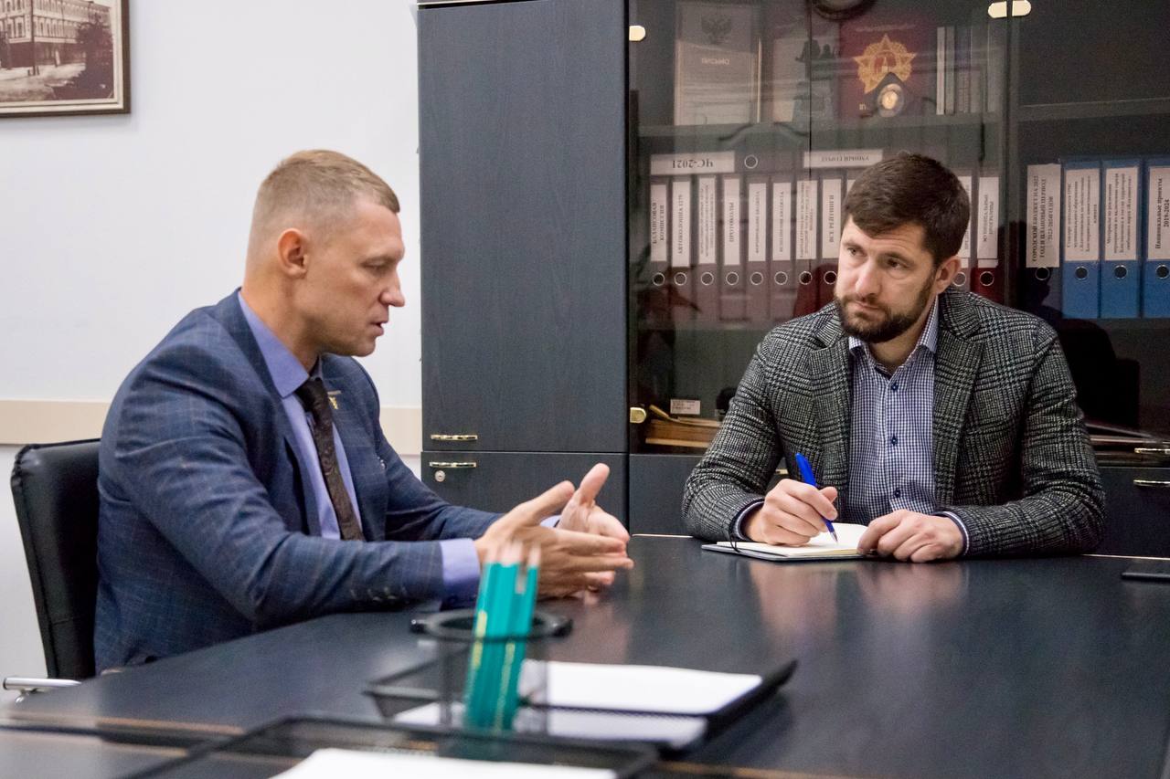 В администрации Благовещенска обсудили меры поддержки бизнеса