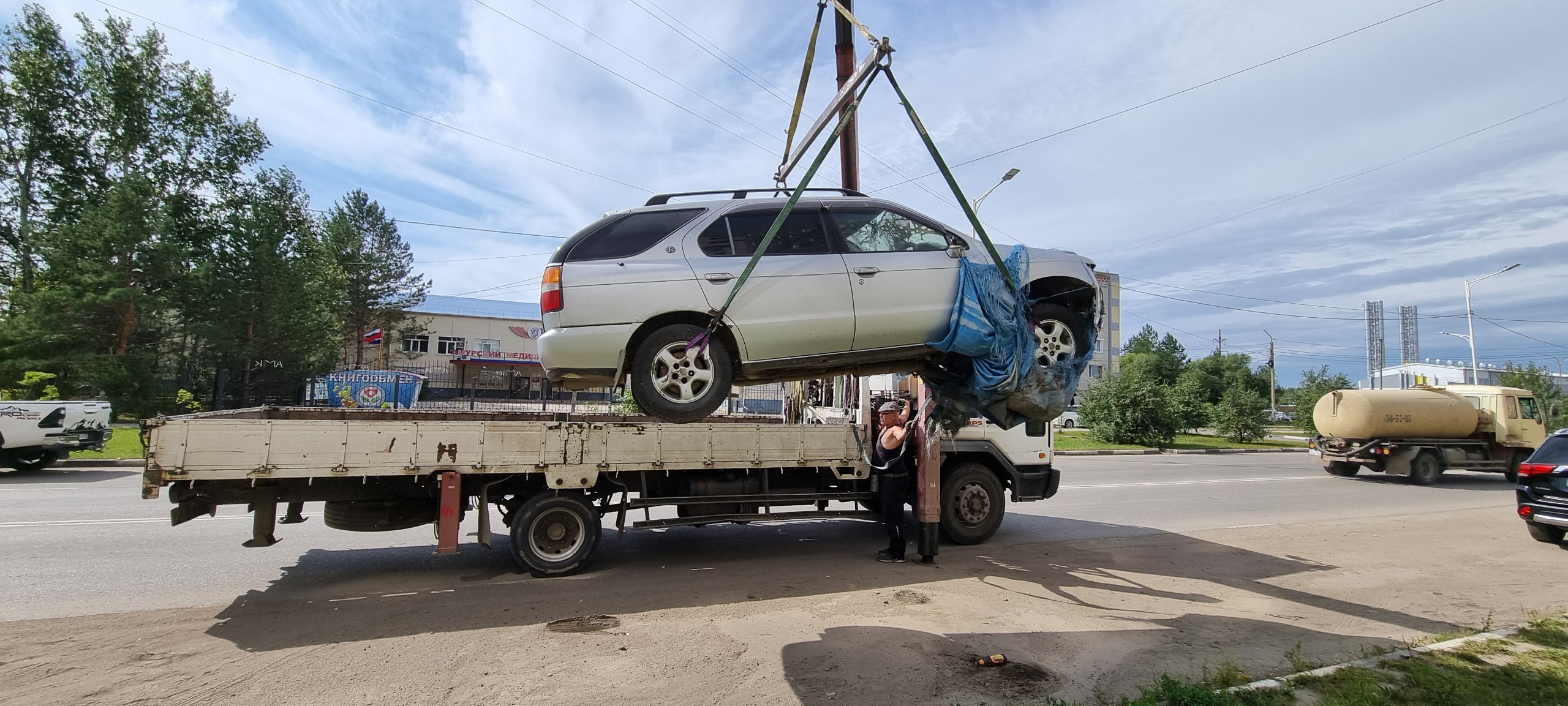 С начала года на вывоз автохлама с благовещенских улиц поступило более ста обращений