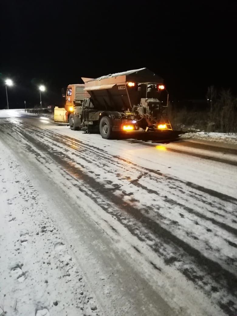Тротуары по Пушкина, Трудовой и Политехнической очистили ночью
