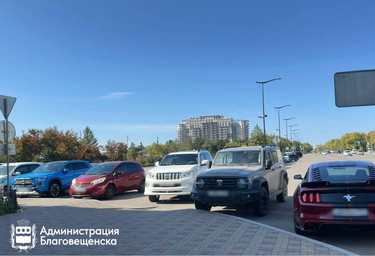 Штраф, эвакуатор, спецстоянка: чем обернулась неправильная парковка для автолюбителей на улице Островского? 