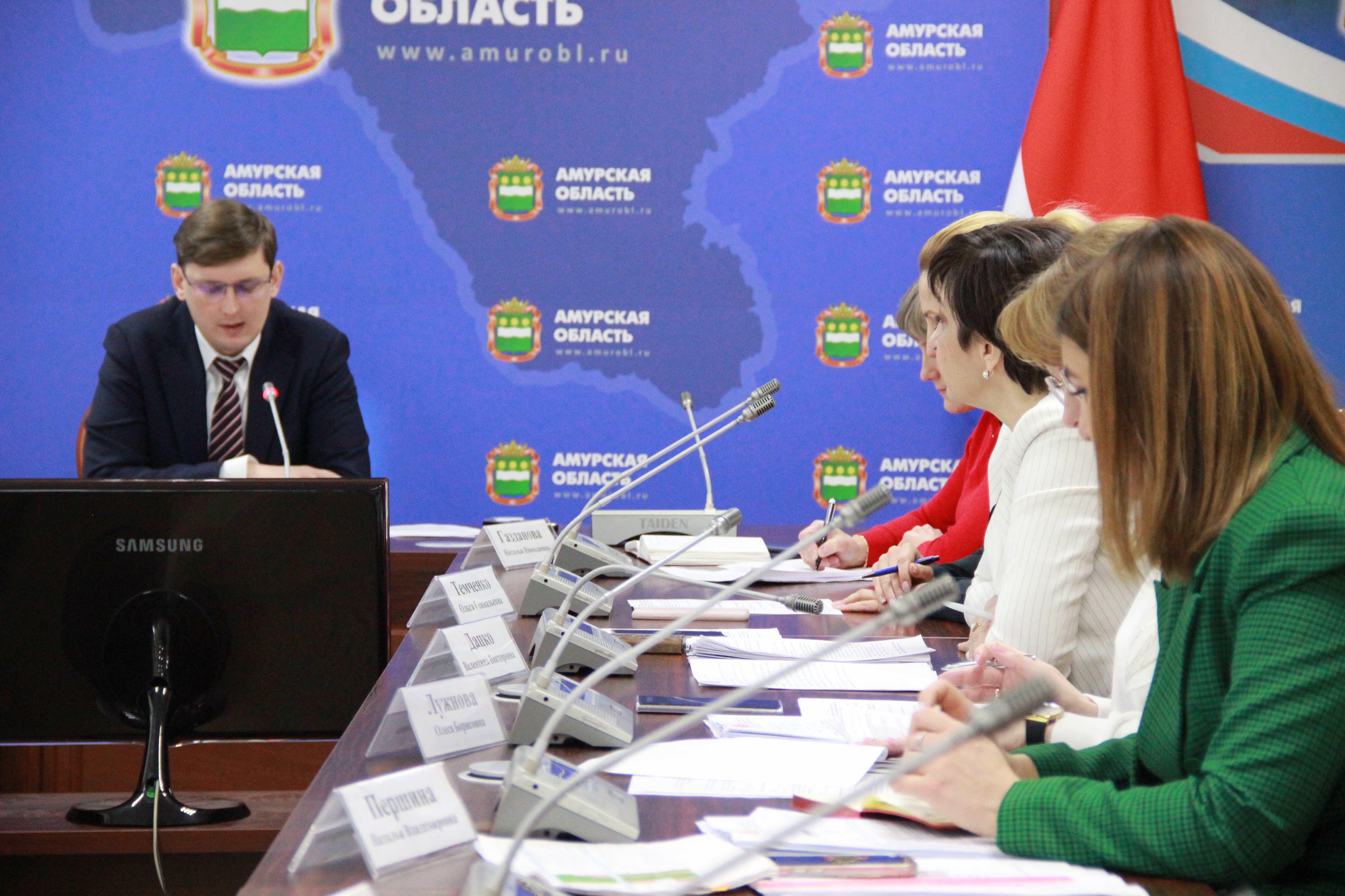 Предпринимателей и инвесторов призывают оценить уровень делового климата в Амурской области