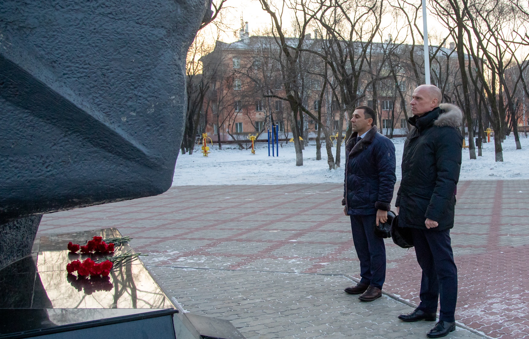 Память воинов-интернационалистов почтил мэр Благовещенска Олег Имамеев 