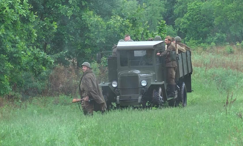 Взрывы и стрельба из автоматов: благовещенцы представили реконструкцию Сталинградской битвы