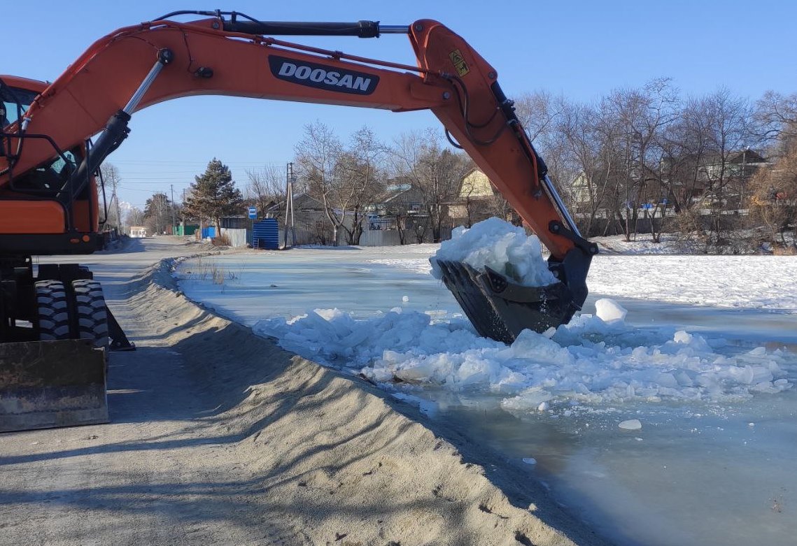 Пропарка труб и углубление кювета: ГСТК устраняет последствия выхода грунтовых вод