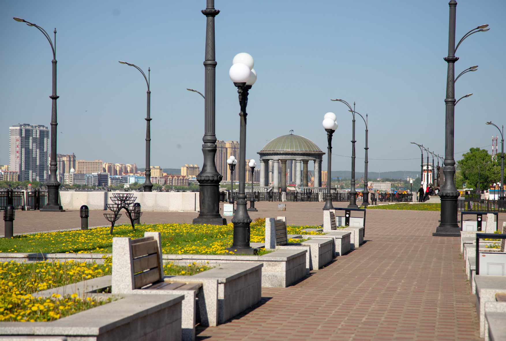 Открытие библиотеки, благотворительный концерт и чемпионат по  кикбоксингу подготовили для благовещенцев в эти выходные