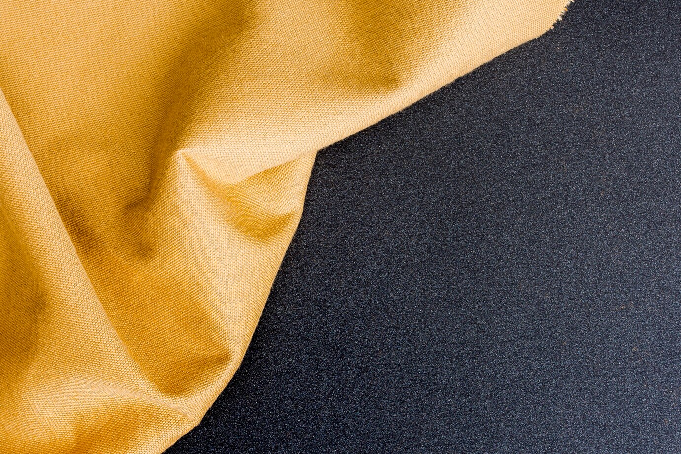 Должен ли мастер отвечать за материал заказчика? 