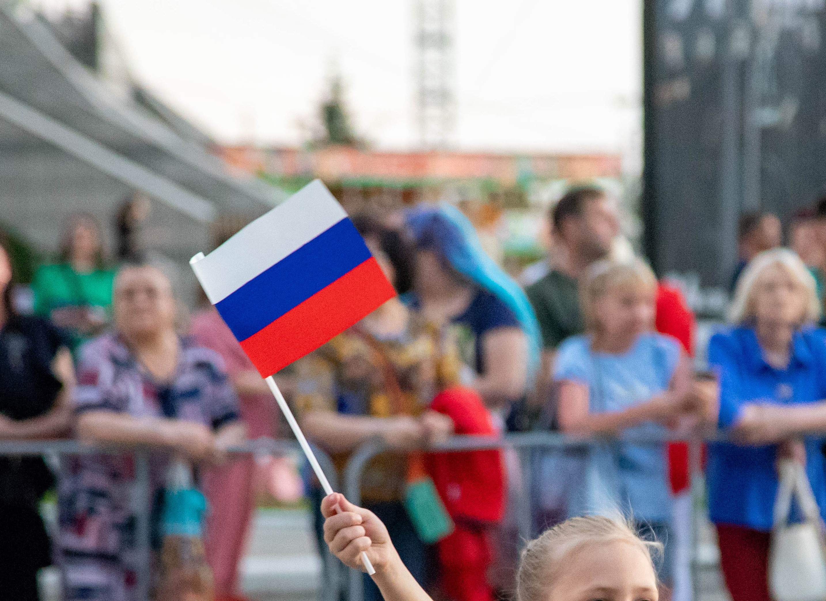 КВИЗ, праздничный концерт, конкурс детских рисунков и другие мероприятия ждут благовещенцев уже завтра