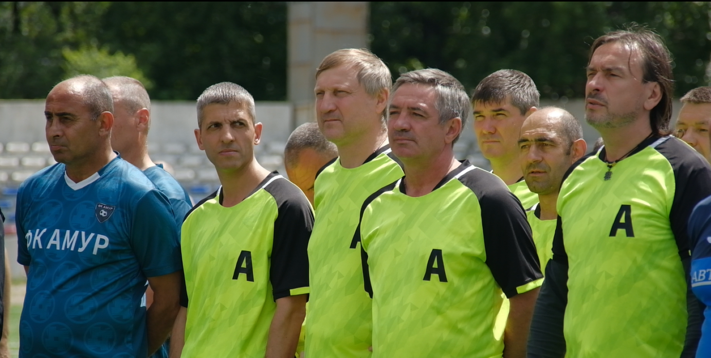 В Благовещенске прошел дальневосточный турнир памяти ветеранов футбола 