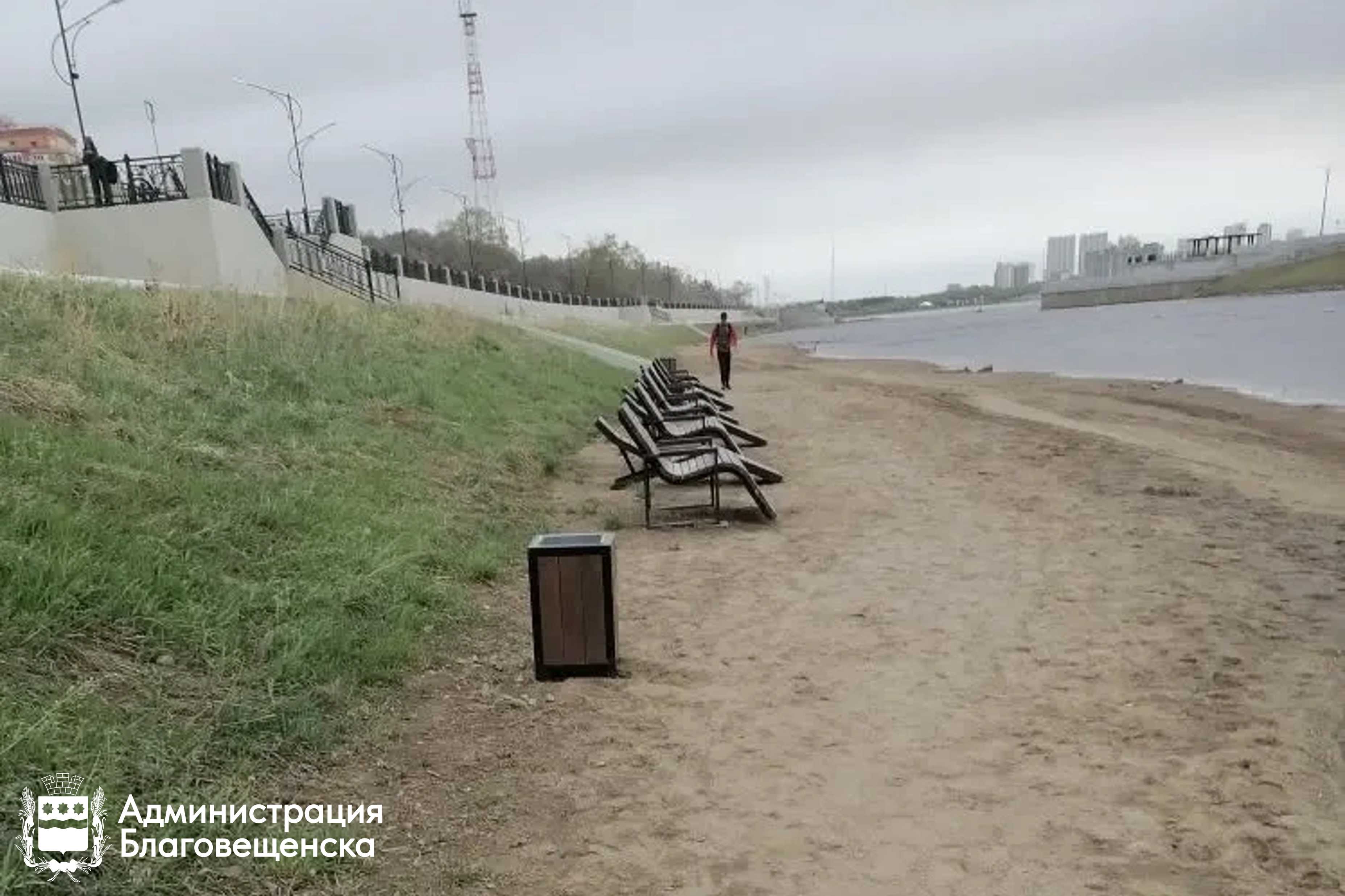 Готовность пляжа к летнему сезону — на финишной прямой