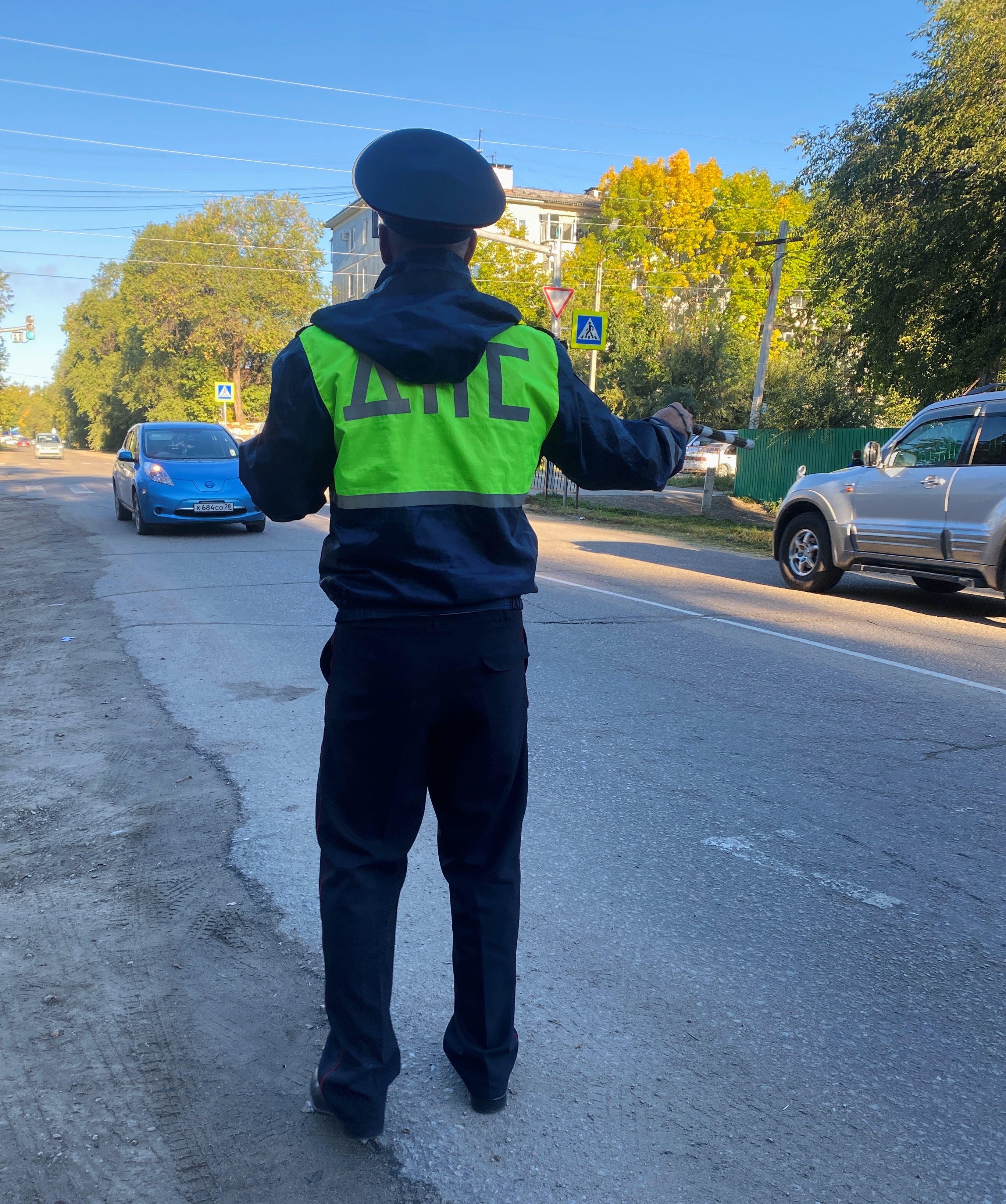 «Летние каникулы»: массовые проверки водителей с юными пассажирами провели сотрудники госавтоинспекции в Благовещенске