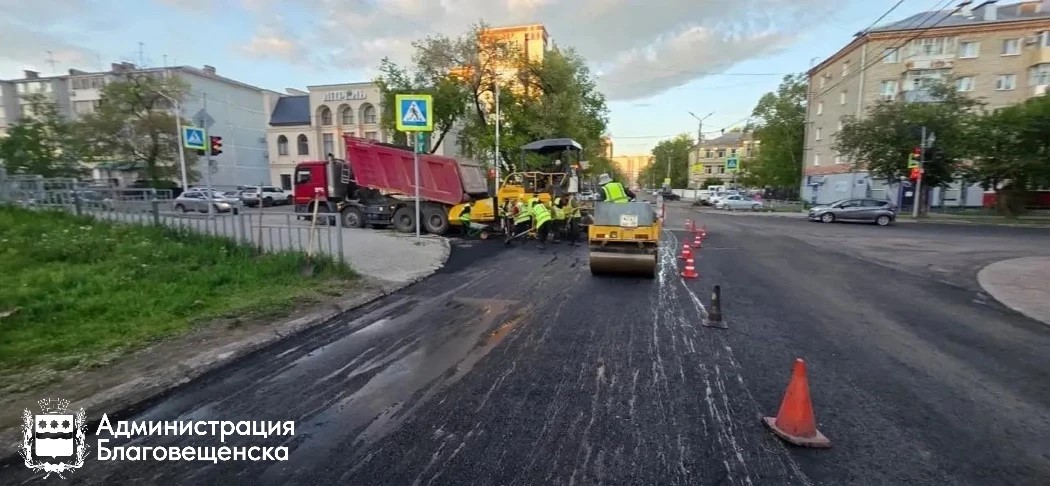 В Благовещенске во время ямочного ремонта обновили больше 50 тысяч «квадратов»