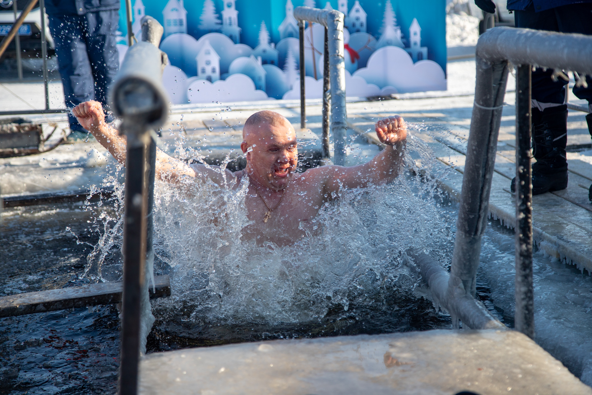 Безопасность во время крещенских купаний в Благовещенске обеспечат спасатели 