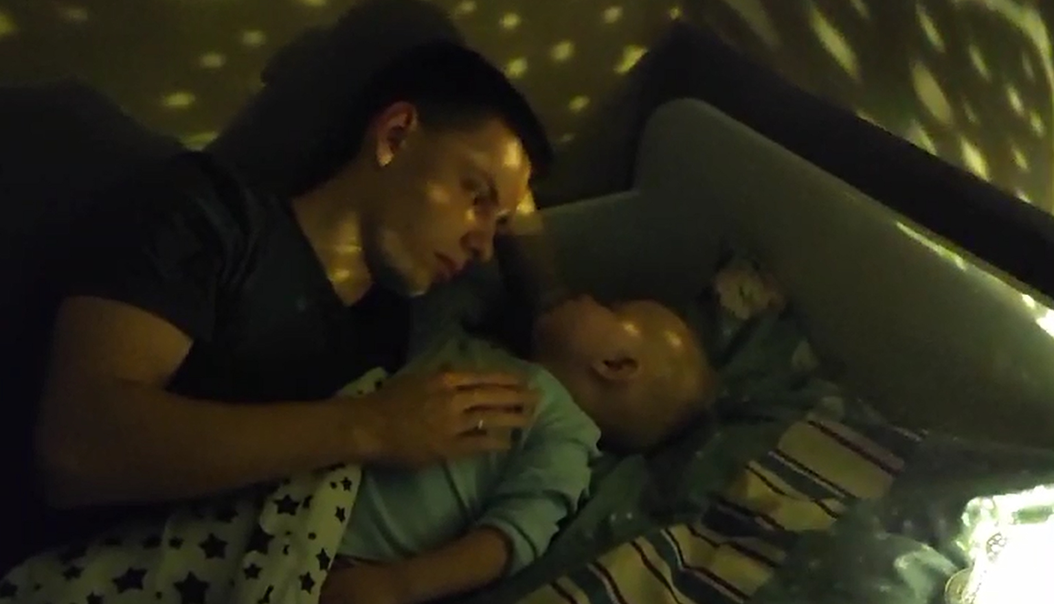 Ко Дню отца благовещенец рассказал о счастливом отцовстве