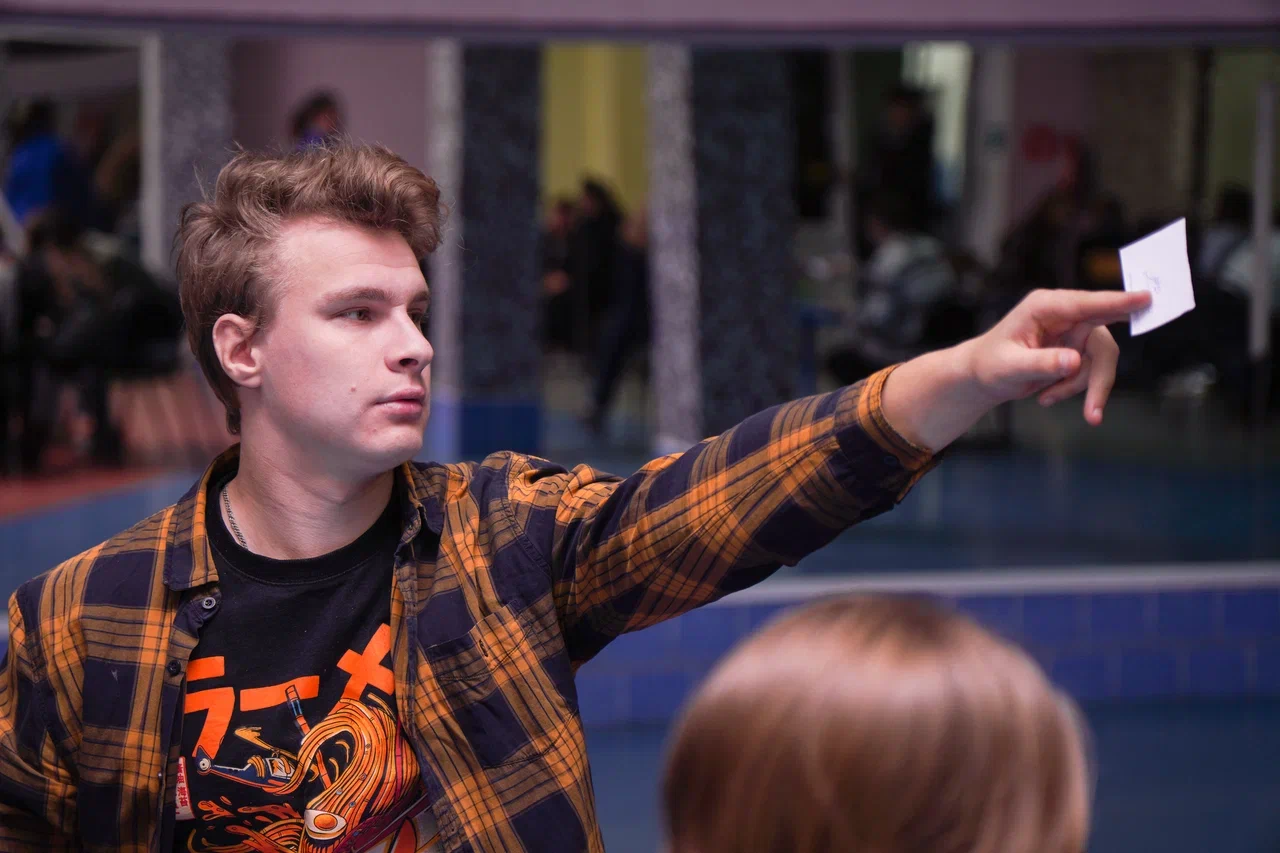 Благовещенские студенты сразились во второй городской игре «Что? Где? Когда?» 