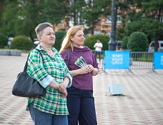 В Благовещенске установили памятник Чехову