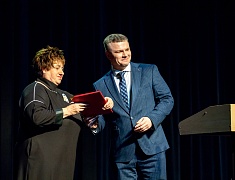 В Благовещенске с 90-летием поздравили Центр эстетического воспитания детей им. В. В. Белоглазова