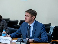 Делегация Хэйхэ поздравила благовещенцев с наступающим Новым годом