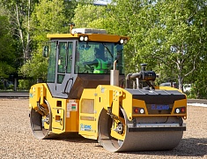 Рабочее совещание мэра Благовещенска Олега Имамеева по строительству умной спортивной площадки в Моховой пади