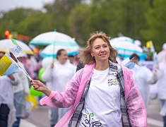 Шествие трудовых коллективов отгремело в Благовещенске!